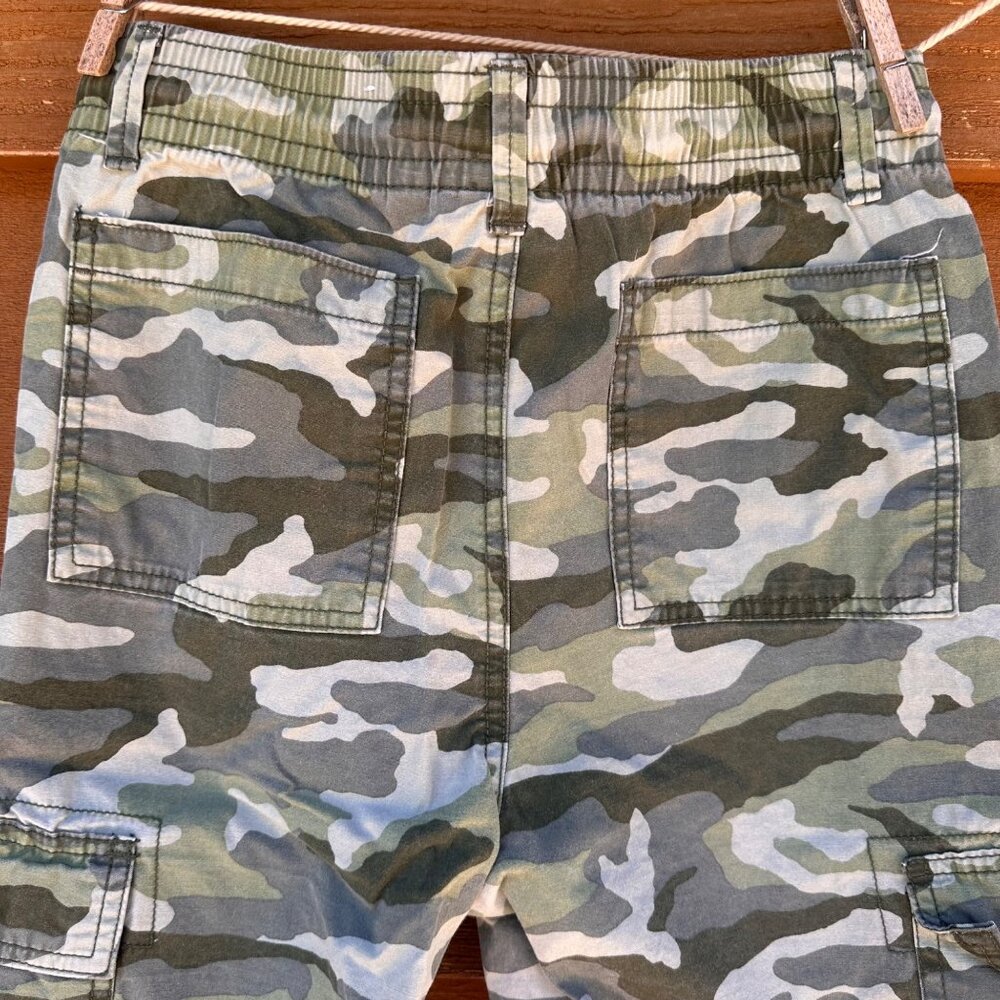 Place Boys Camo Elastic Waist Cargo Shorts Size 14 100% Cotton Made In Kenya - Picture 7 of 8